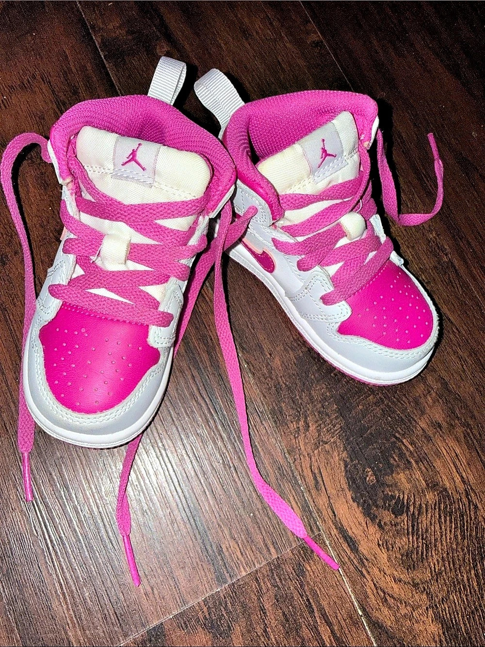 Jordan 1 Mid Girls US 6C Pink & White Sneakers